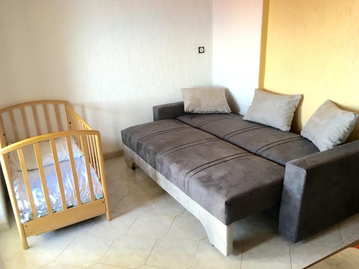 4 Roses Apartment Ravni Exterior foto